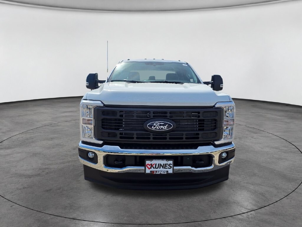 New 2027 Ford F-250 XL Truck Super Cab