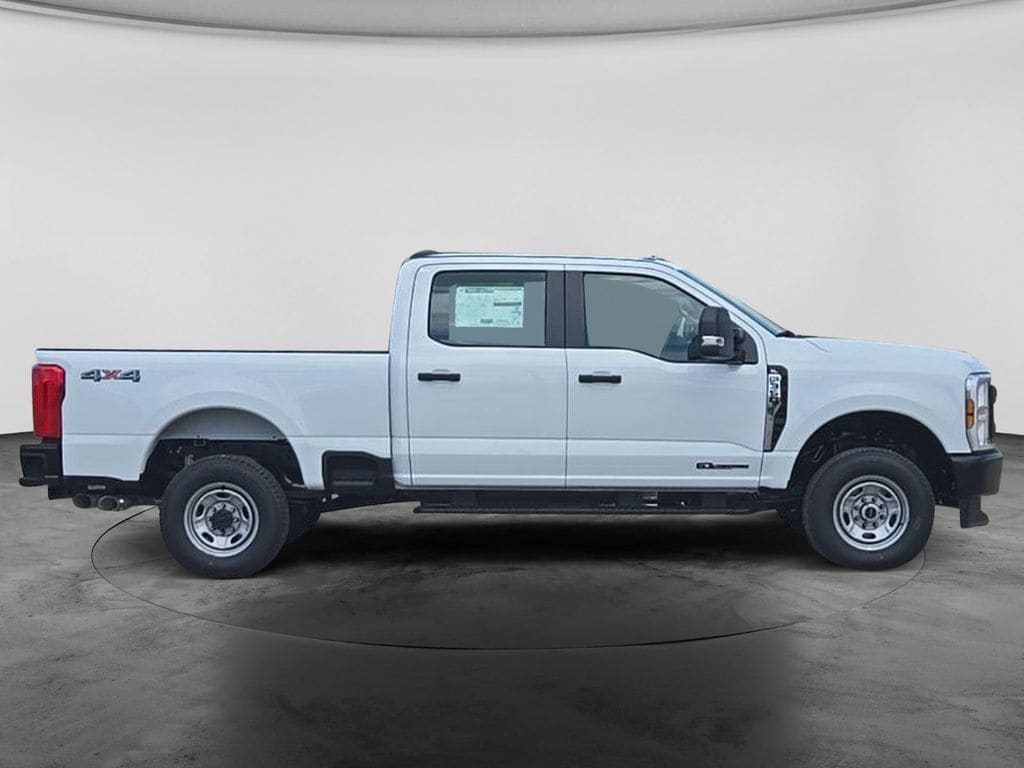 New 2026 Ford F-350 XL Truck Crew Cab