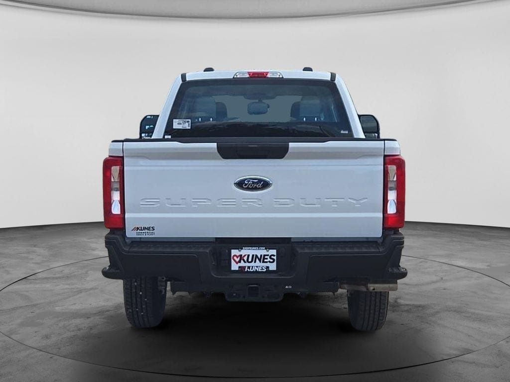 New 2026 Ford F-350 XL Truck Crew Cab