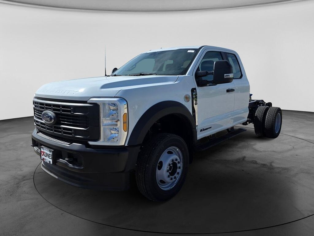 New 2026 Ford F-450 Chassis XL DRW Truck Super Cab