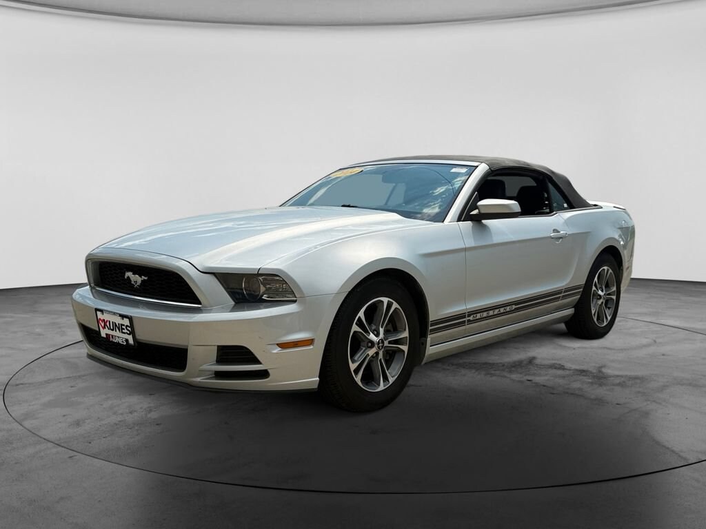 Used 2014 Ford Mustang V6