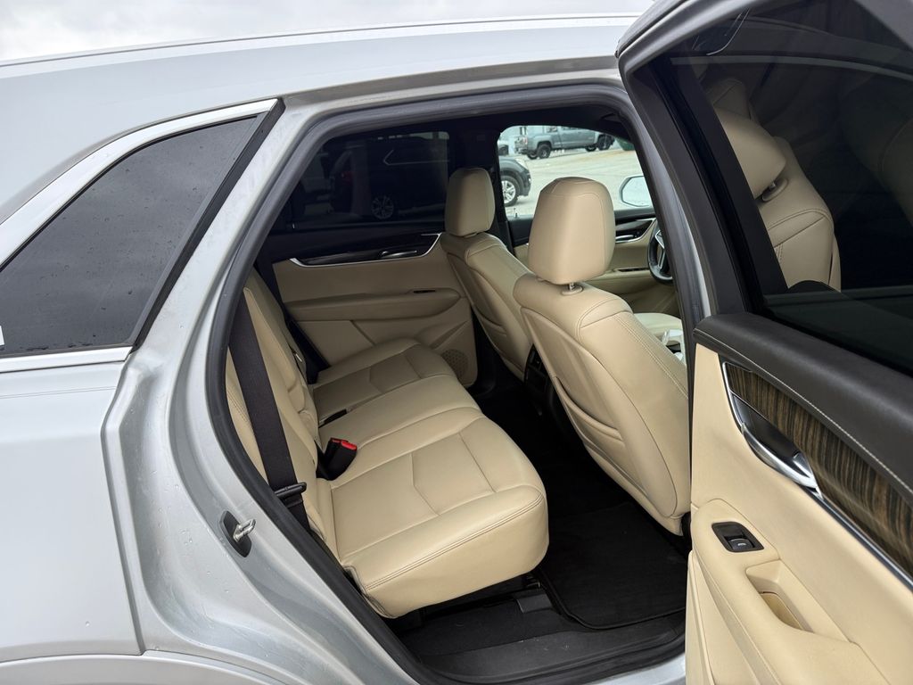 2017 Cadillac XT5 Base - Photo 37