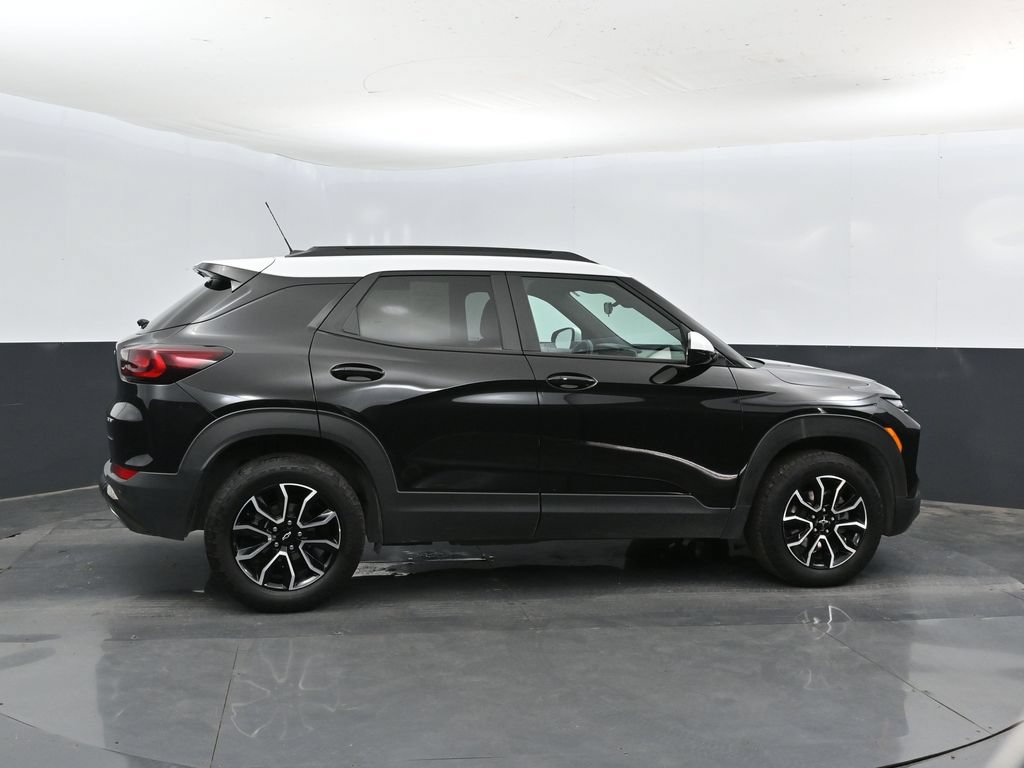 Used 2025 Chevrolet Trailblazer Activ SUV