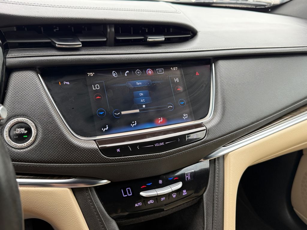 2017 Cadillac XT5 Base - Photo 26