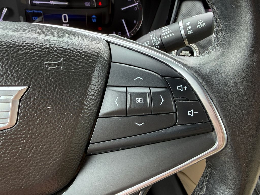 2017 Cadillac XT5 Base - Photo 16