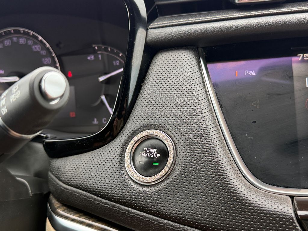 2017 Cadillac XT5 Base - Photo 30