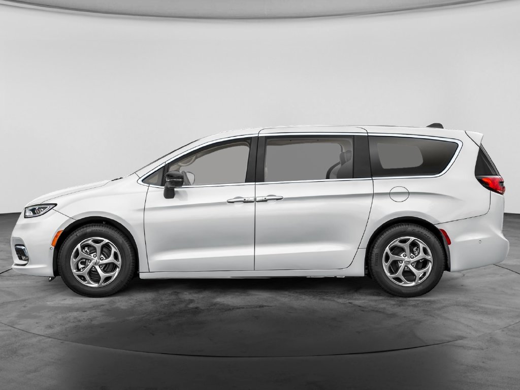 Used 2025 Chrysler Pacifica Limited Van Passenger Van