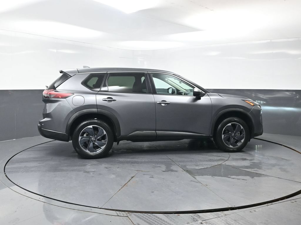 Used 2024 Nissan Rogue SV SUV