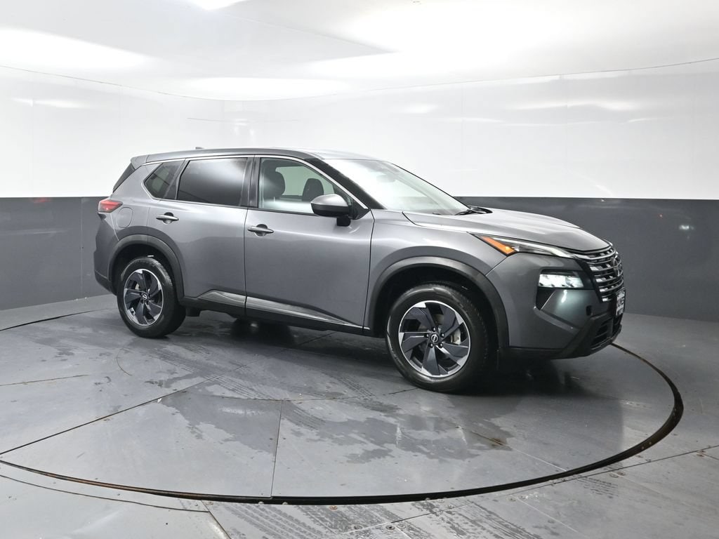 Used 2024 Nissan Rogue SV SUV