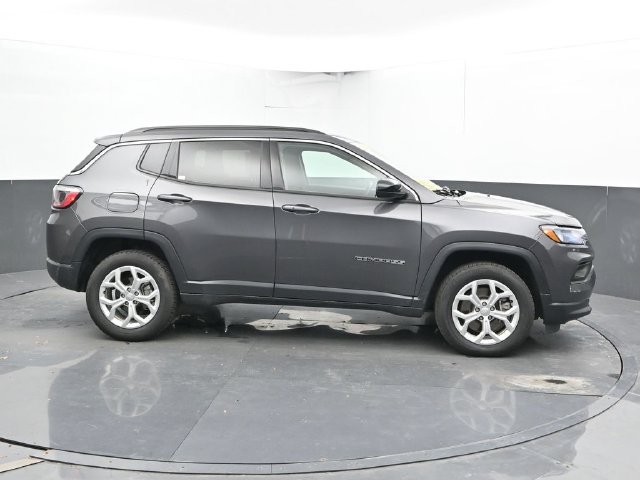 Used 2024 Jeep Compass Latitude