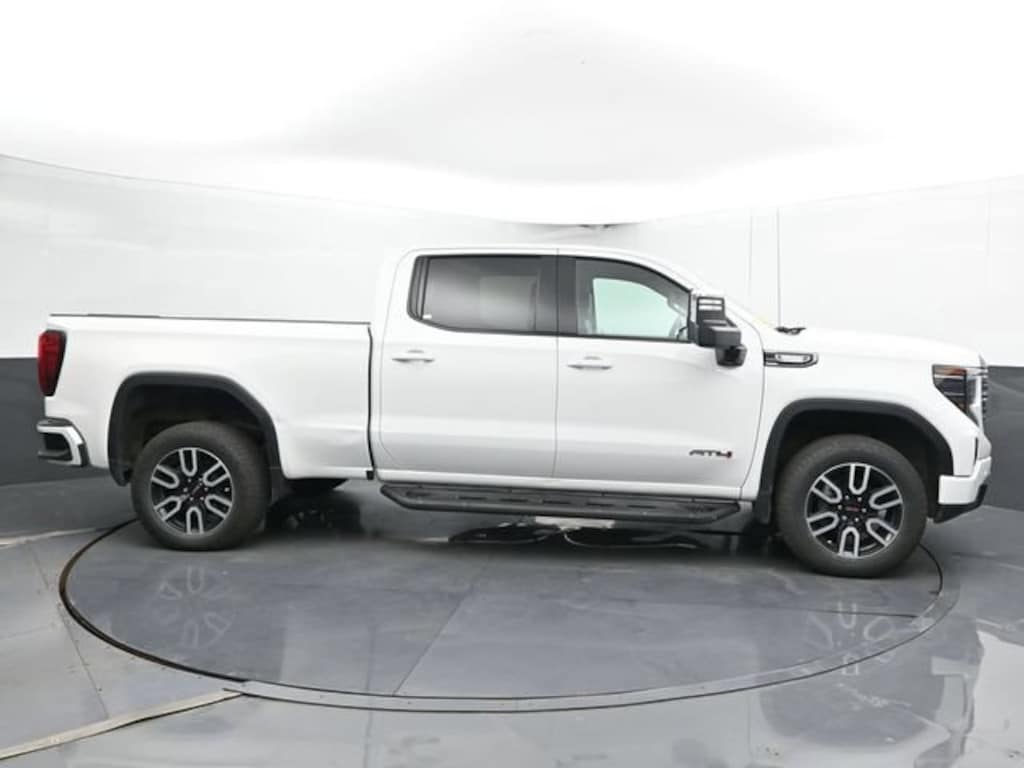 Used 2025 GMC Sierra 1500 AT4 Truck