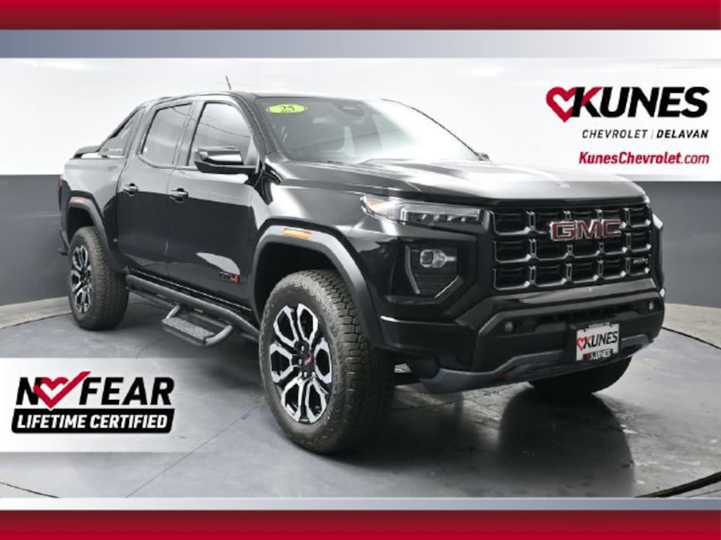 Used 2025 GMC Canyon AT4 Truck