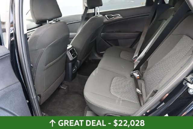 2026 Kia Sportage LX - Photo 16