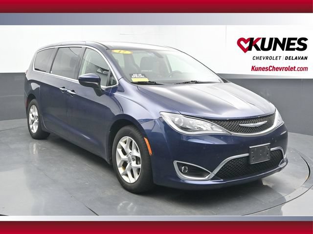  Chrysler Pacifica