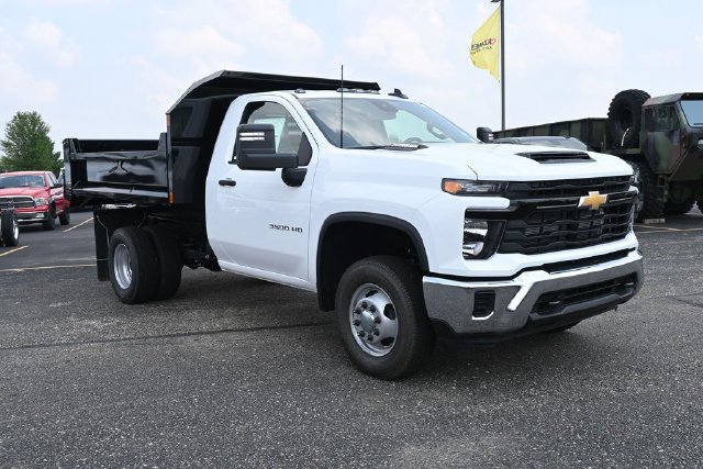 New 2025 Chevrolet Silverado 3500 HD Chassis Cab Work Truck Truck
