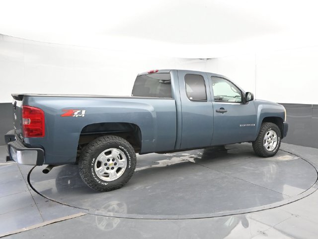 Used 2009 Chevrolet Silverado 1500 LT Truck