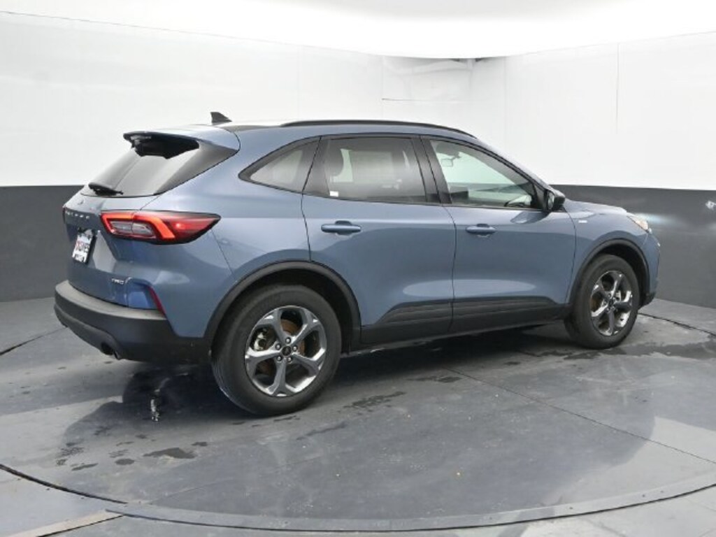 Used 2025 Ford Escape ST-Line