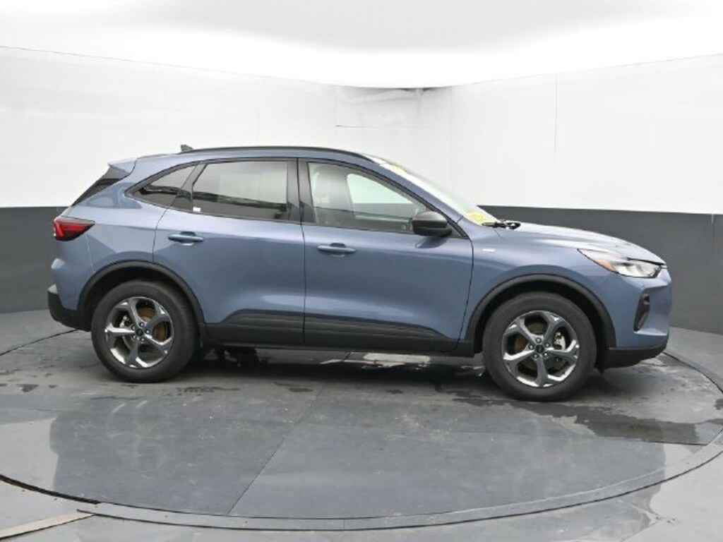 Used 2025 Ford Escape ST-Line