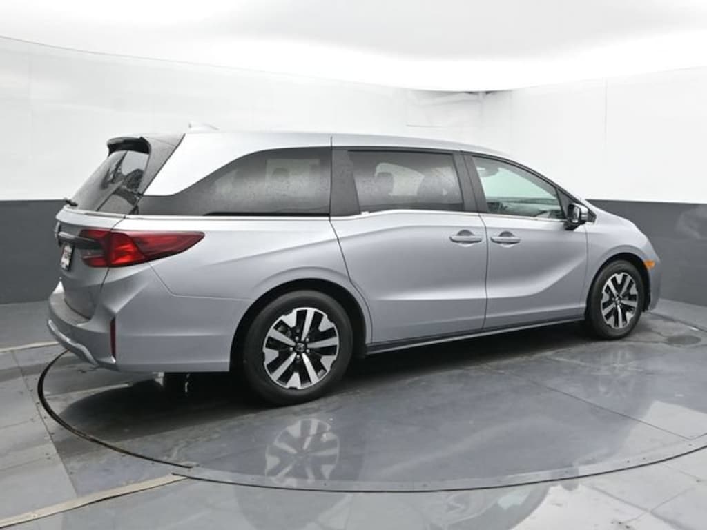 Used 2025 Honda Odyssey EX-L