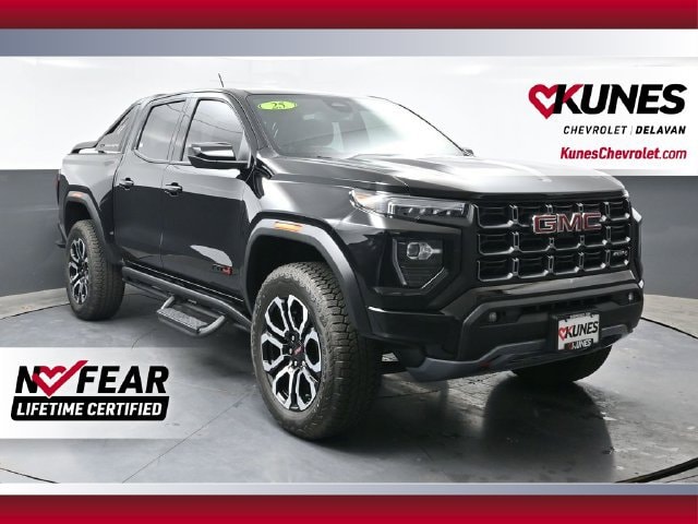 2025 GMC Canyon AT4