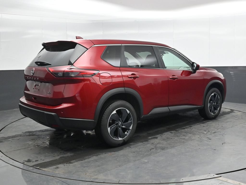 Used 2025 Nissan Rogue SV