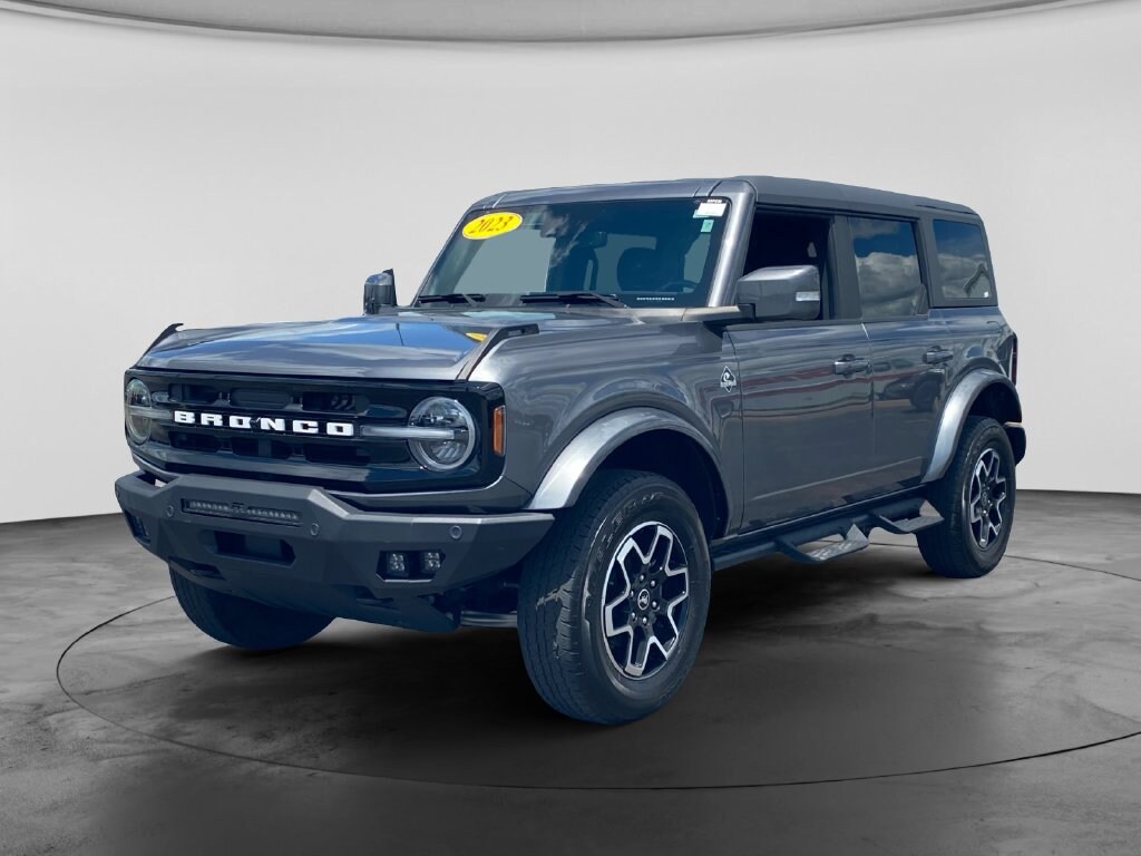 Used 2023 Ford Bronco Base