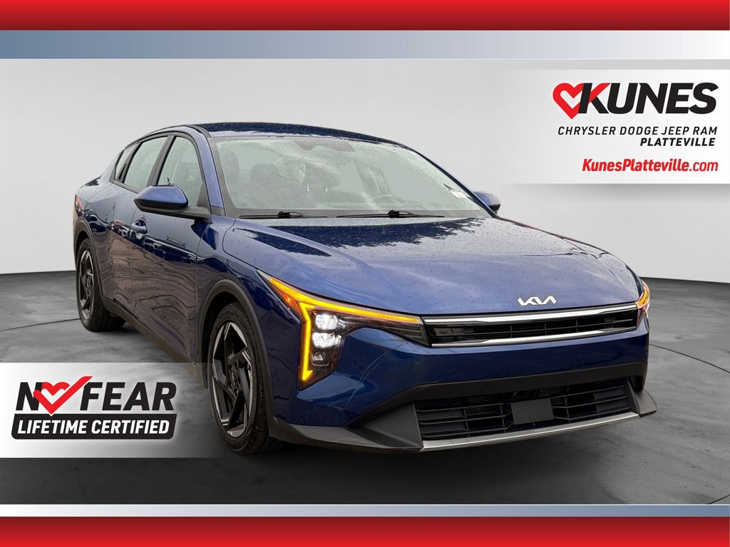 2025 Kia K4 EX