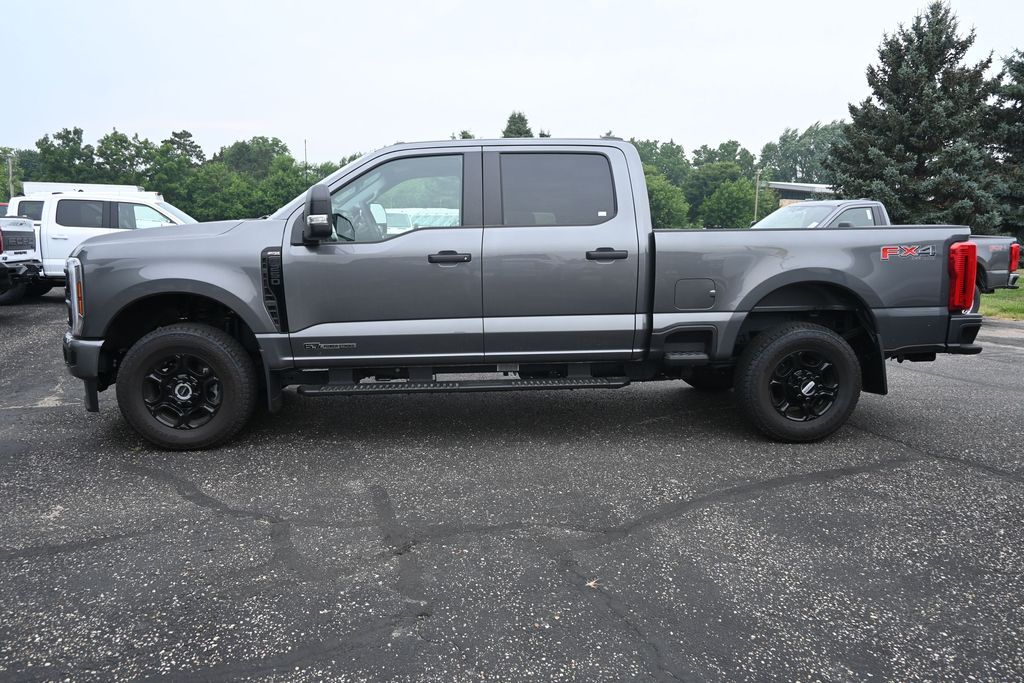 2026 Ford F-250 Super Duty XL - Photo 8