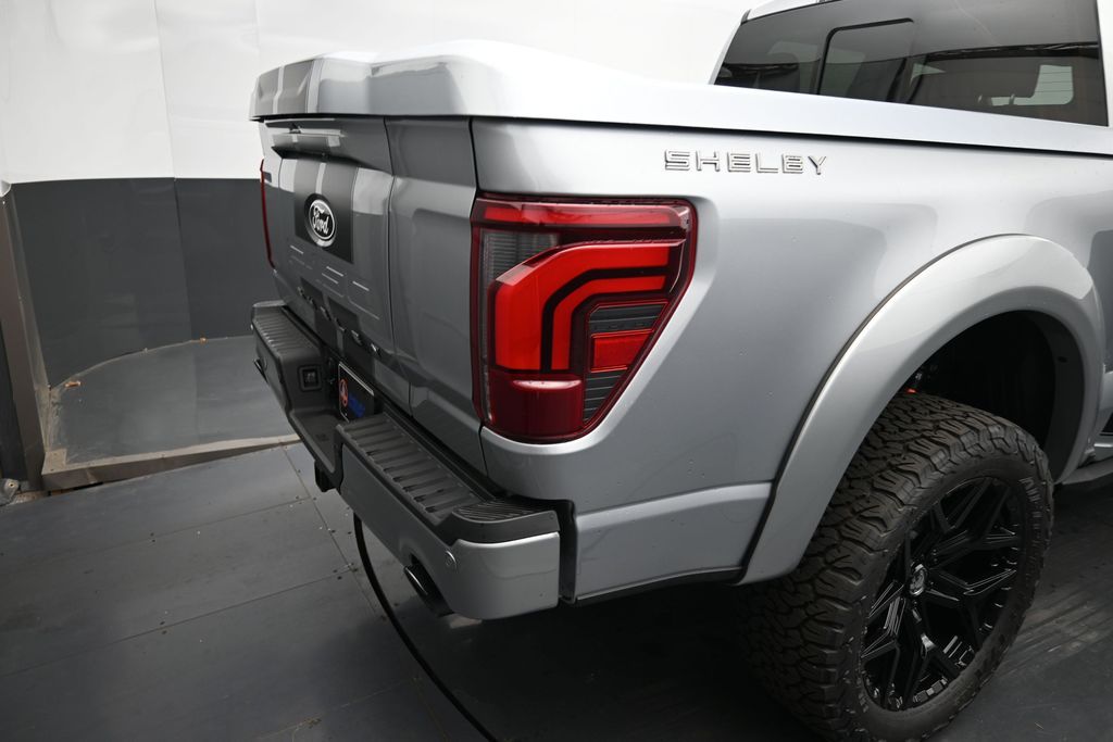 2025 Ford F-150 Lariat - Photo 10