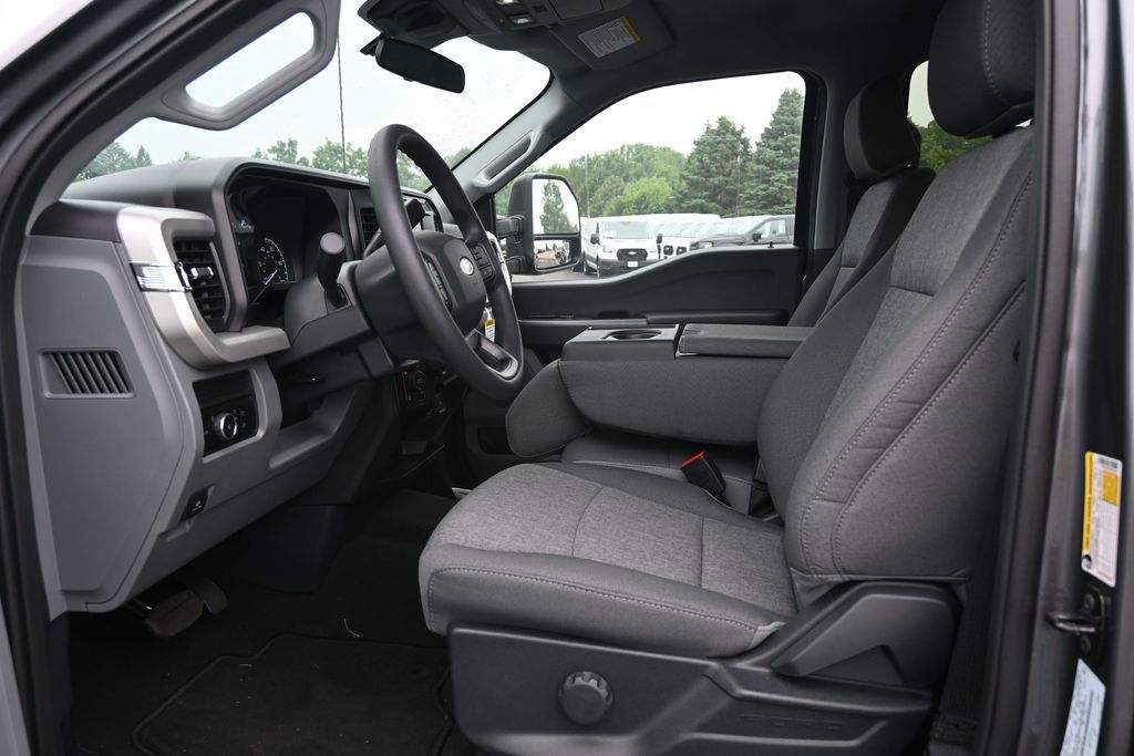 2026 Ford F-250 Super Duty XL - Photo 15