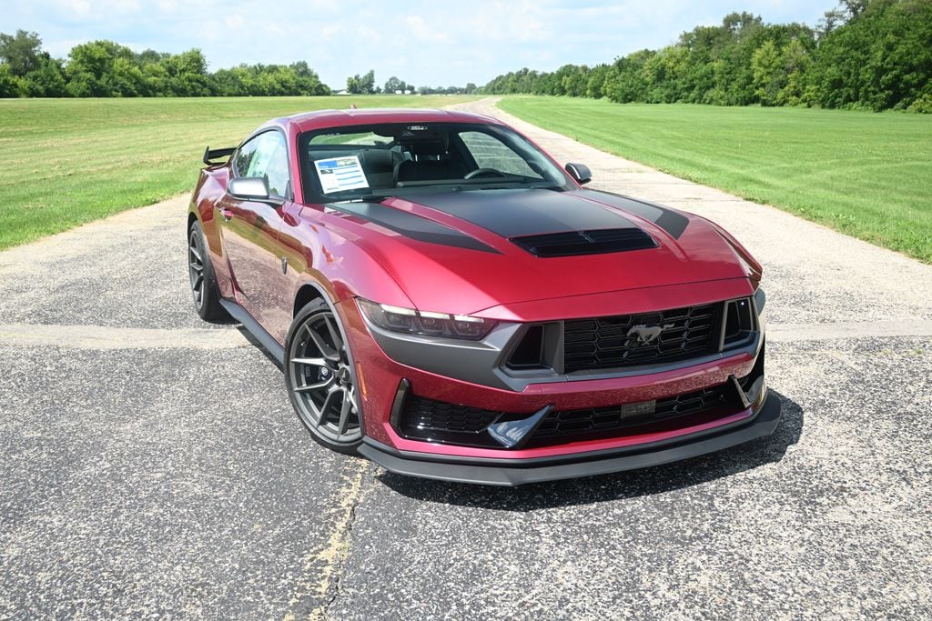 2025 Ford Mustang Dark Horse - Photo 3