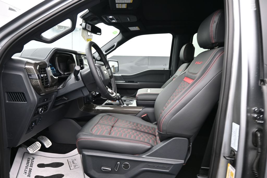 2025 Ford F-150 Lariat - Photo 13