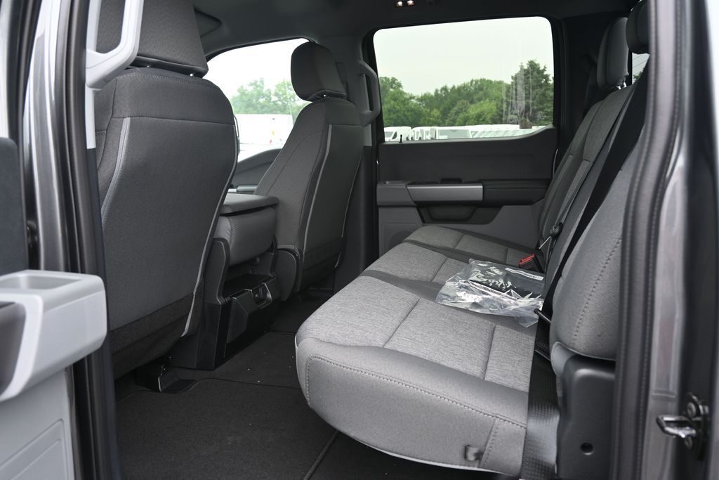 2026 Ford F-250 Super Duty XL - Photo 16