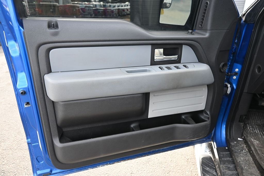 Used 2013 Ford F-150 XLT Truck SuperCrew Cab