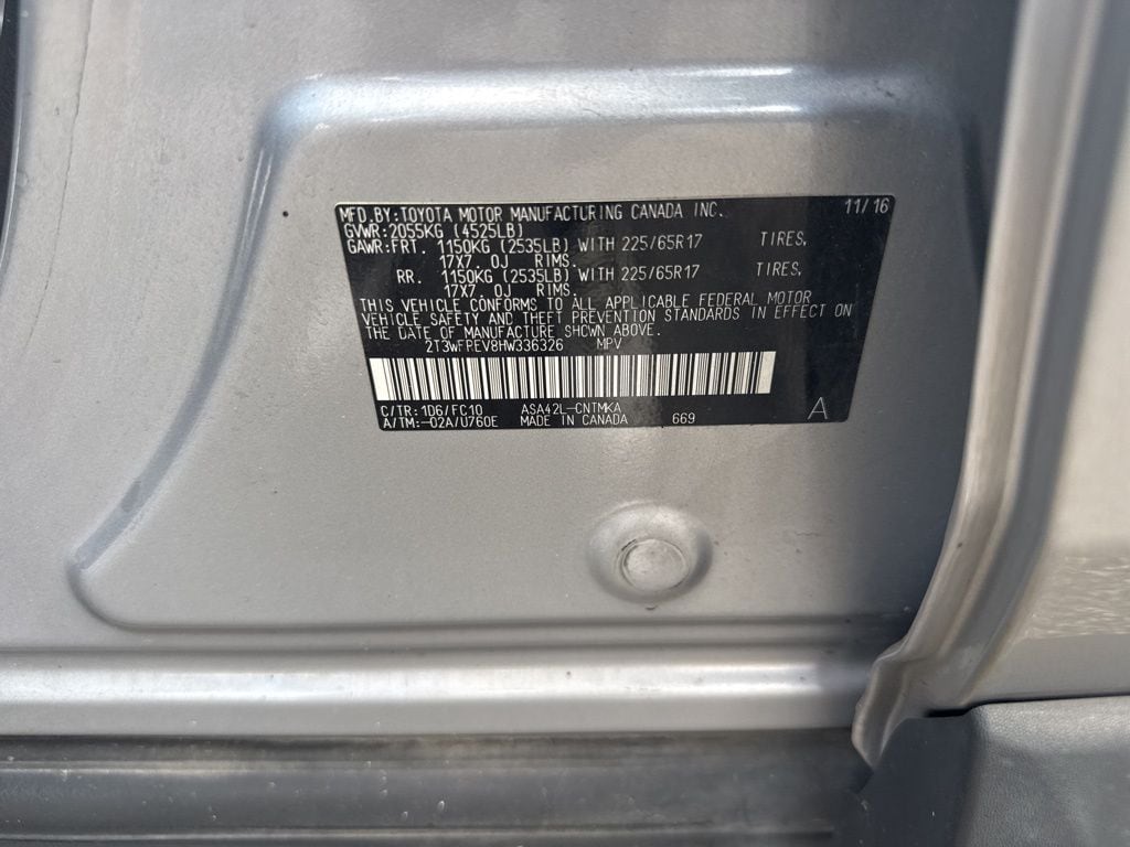 2017 Toyota RAV4 XLE - Photo 31