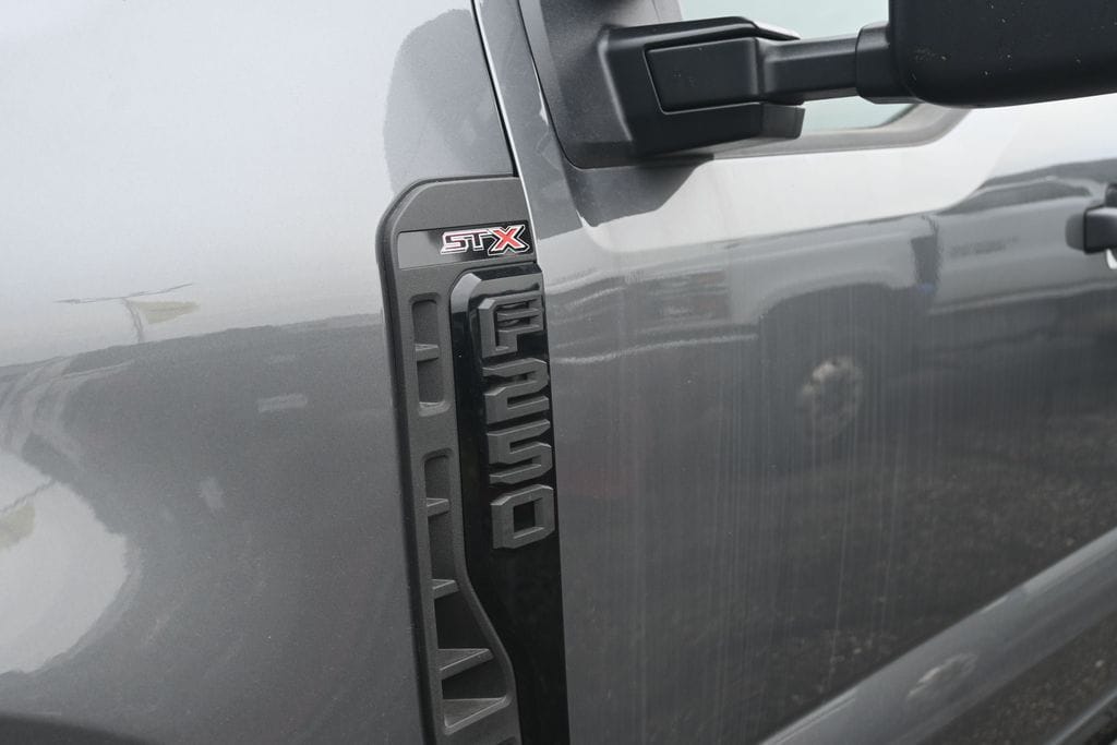 2026 Ford F-250 Super Duty XL - Photo 13