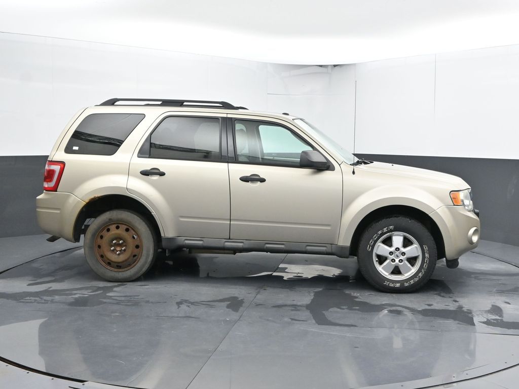 Used 2010 Ford Escape XLT SUV