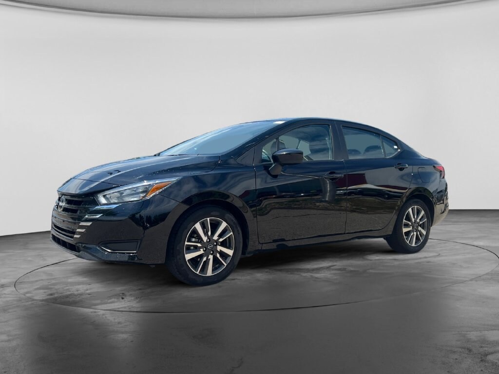 Certified 2025 Nissan Versa 1.6 SV Sedan