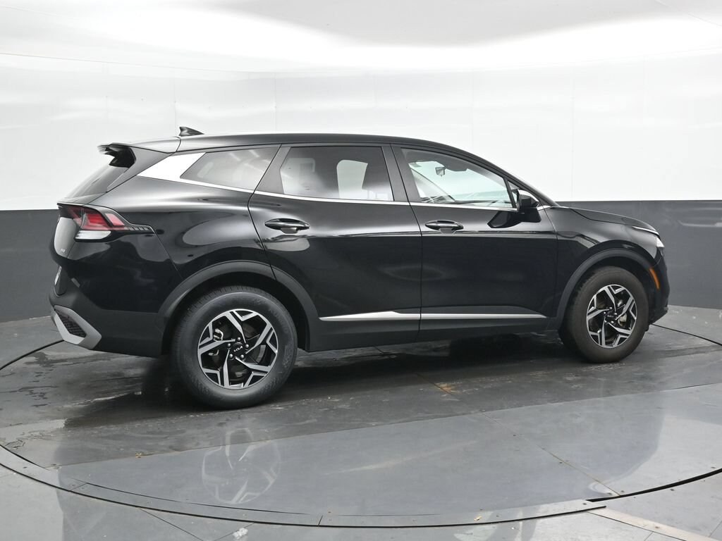 Certified 2025 Kia Sportage LX SUV