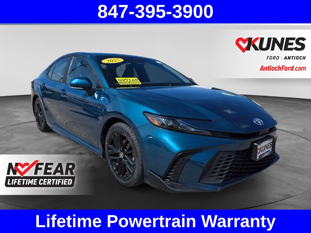 Used 2025 Toyota Camry SE Sedan