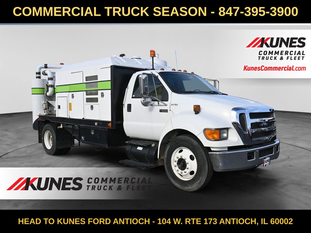  Ford F-650SD
