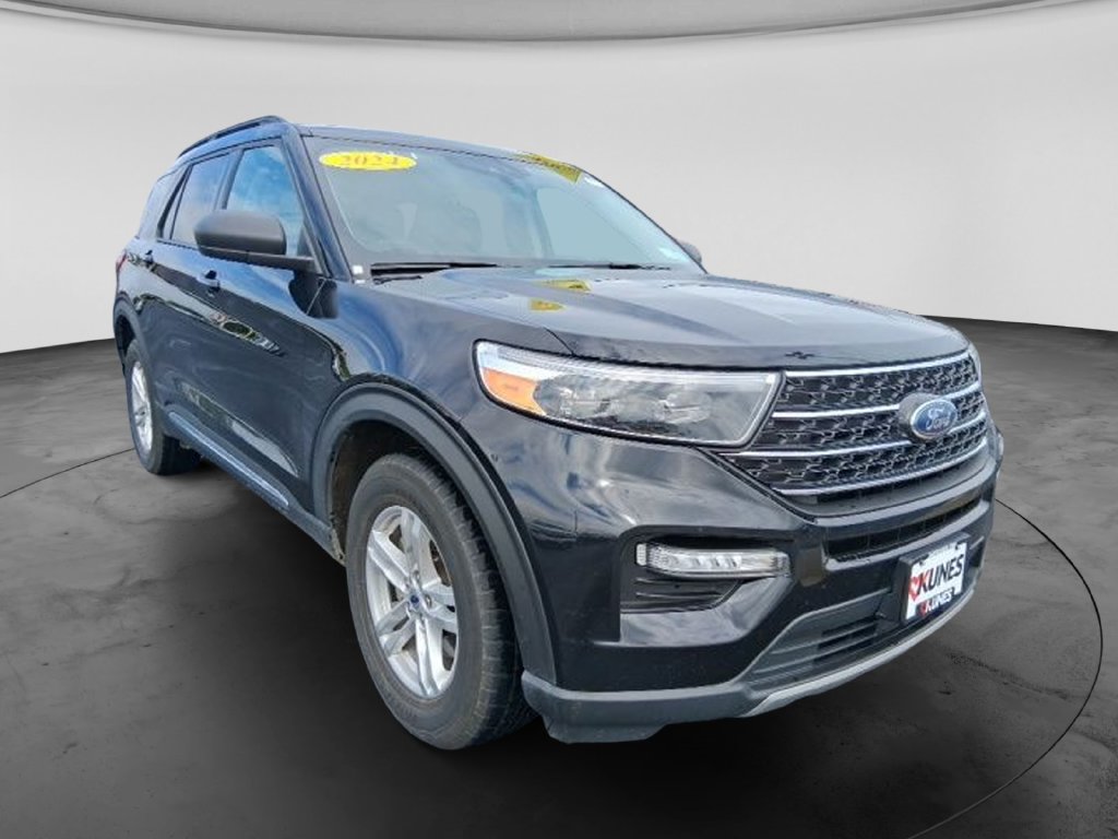 Used 2024 Ford Explorer XLT SUV