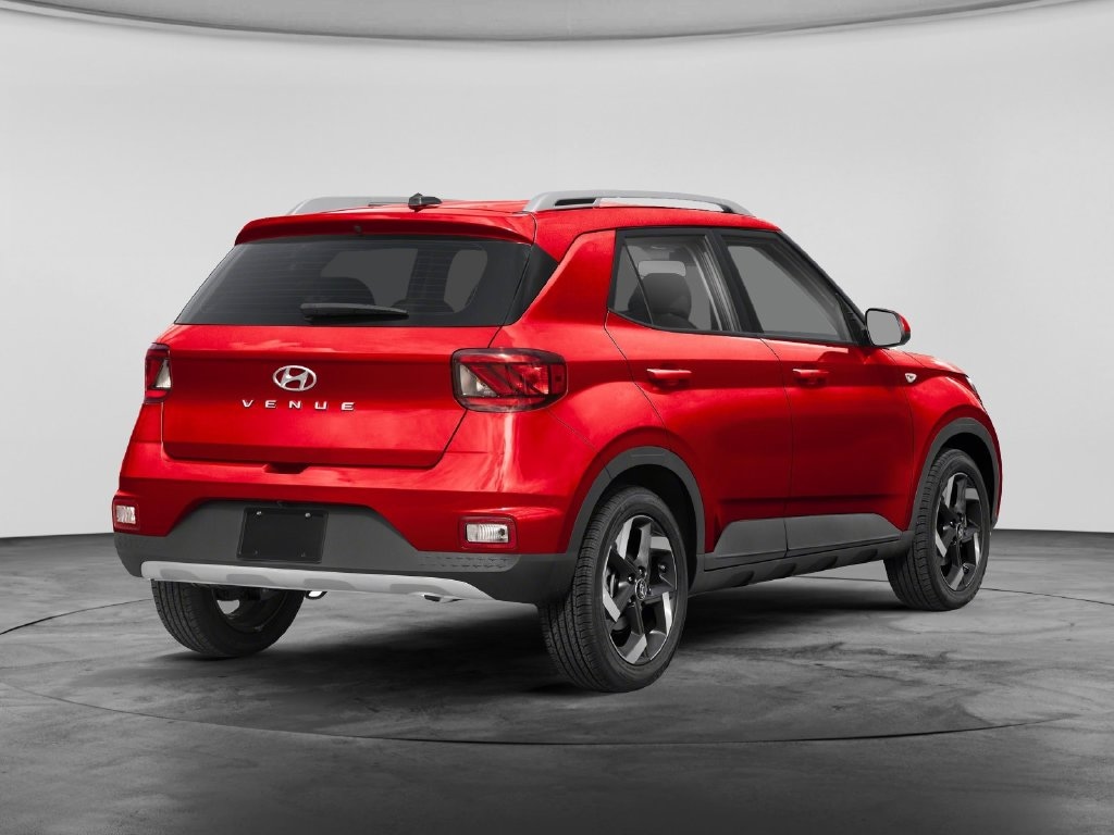 Used 2026 Hyundai Venue SEL SUV