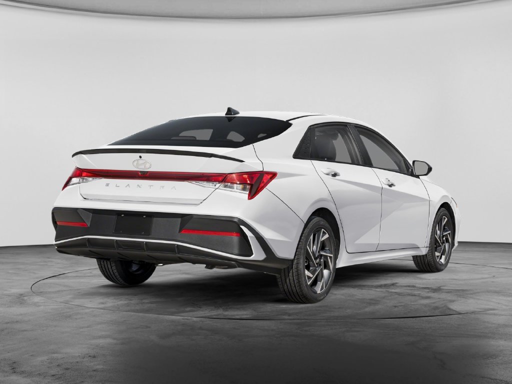 Used 2026 Hyundai Elantra SEL Sport Sedan