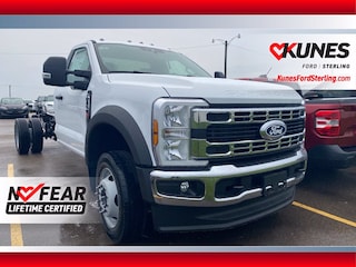 2027 Ford F-450 Chassis XLT DRW Truck Regular Cab