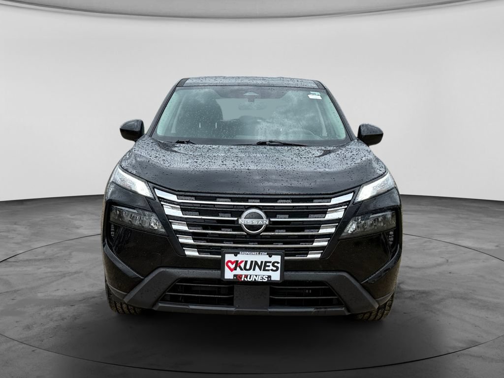 Used 2025 Nissan Rogue SV