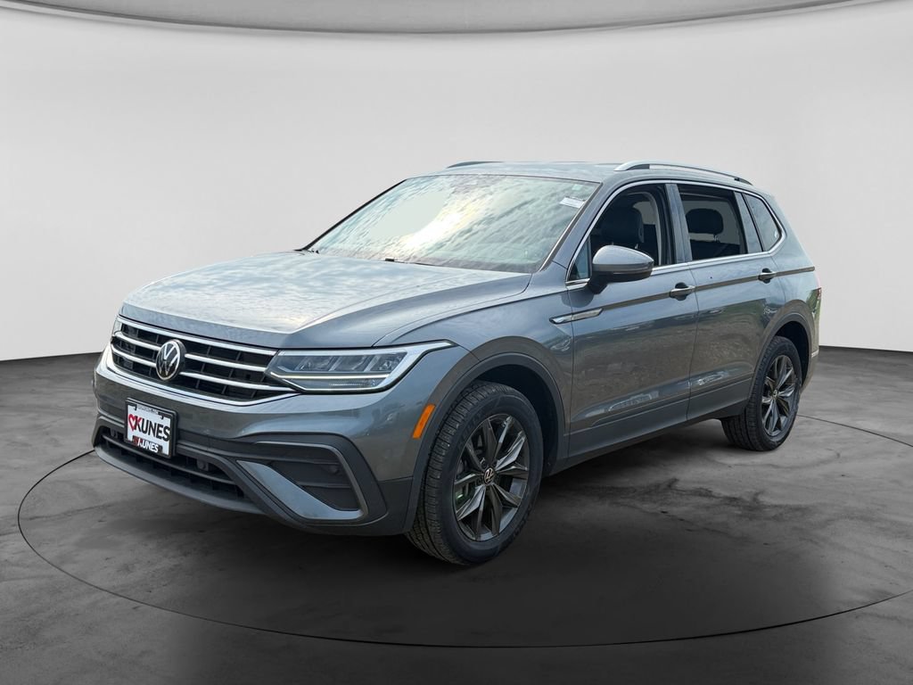Used 2023 Volkswagen Tiguan SE