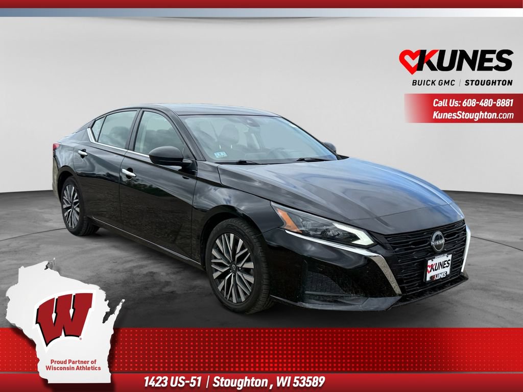 2024 Nissan Altima SV