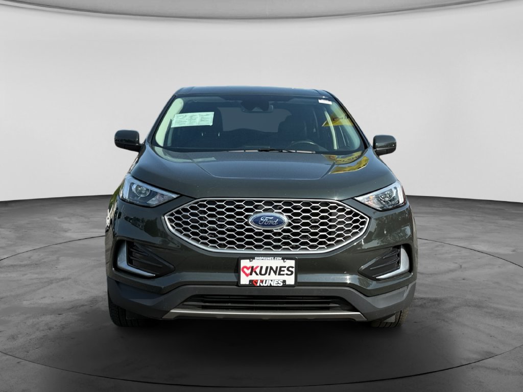 Used 2024 Ford Edge SEL