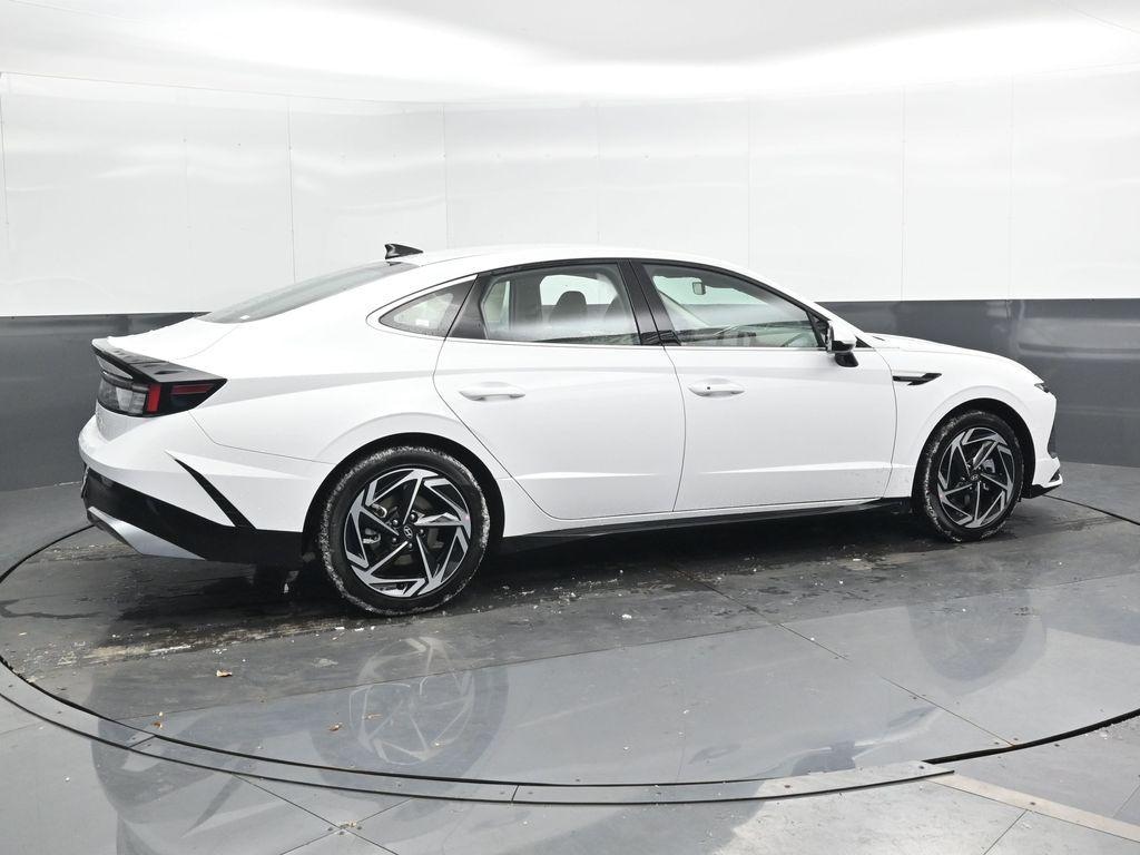 New 2026 Hyundai Sonata SEL Sport Sedan